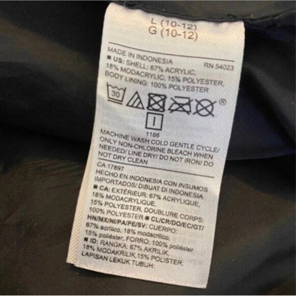 Old Navy Sherpa Vest Girls size Large (10/12) - Picture 3 of 4